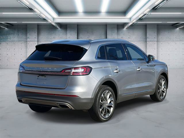 Used 2022 Lincoln Nautilus Reserve AWD/4WD image 5
