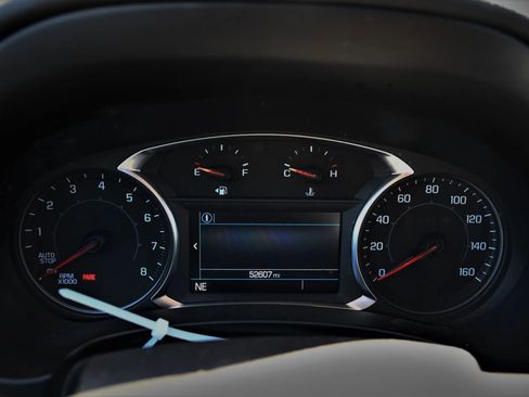 Used 2024 GMC Terrain SLE FWD image 10