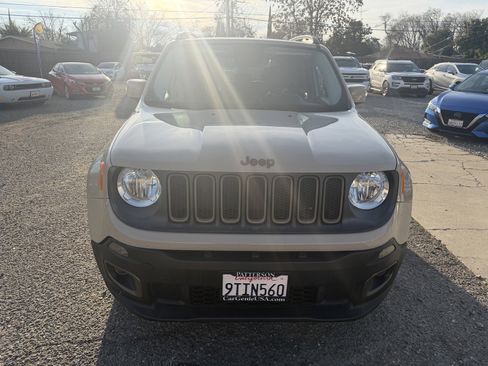 Used 2016 Jeep Renegade 75th Anniversary image 5