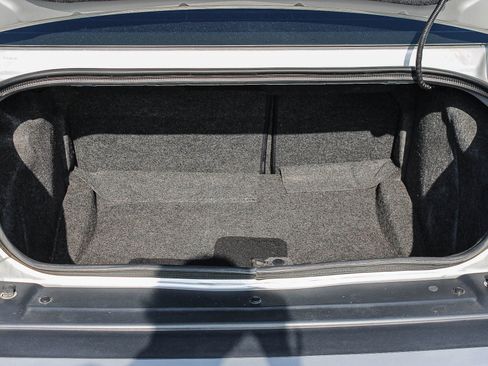 Used 2019 Dodge Challenger SXT image 26