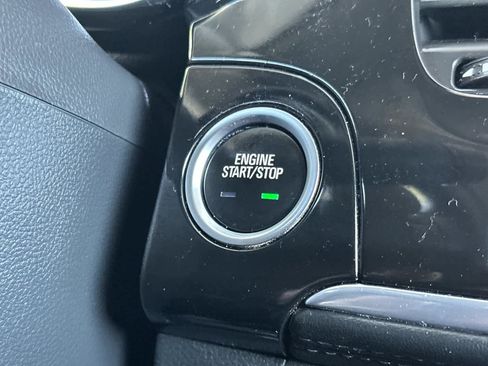 Used 2021 Buick Encore Preferred w/ Safety Package image 24