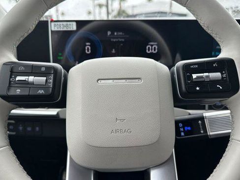 Certified 2026 Hyundai Santa Fe SE FWD image 22