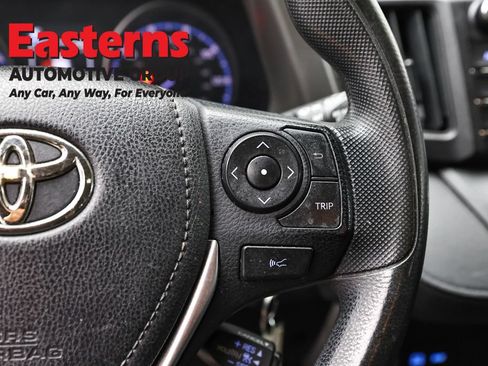 Used 2018 Toyota RAV4 LE w/ All Weather Liner Package FWD image 15