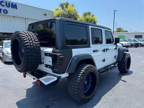 Used 2019 Jeep Wrangler Unlimited Sport S AWD/4WD image 9