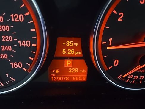 Used 2013 BMW X5 xDrive35i image 8