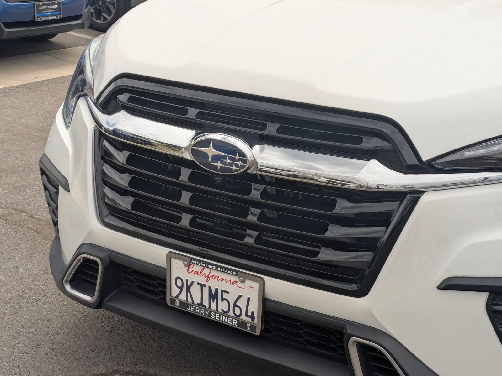 Certified 2023 Subaru Ascent Touring AWD/4WD image 9