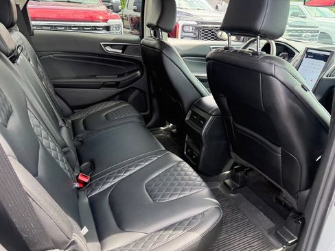 Used 2024 Ford Edge Titanium AWD/4WD image 15