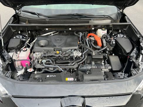 Used 2023 Toyota RAV4 LE image 22
