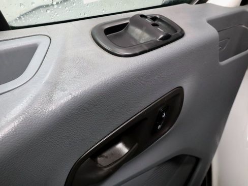 Used 2016 Ford Transit 250 130 Low Roof w/ Exterior Upgrade Package image 21