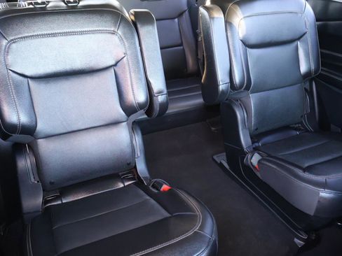 Used 2023 Ford Explorer Limited w/ Equipment Group 301A image 19