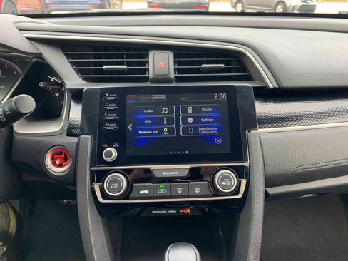 Used 2020 Honda Civic Sport image 19