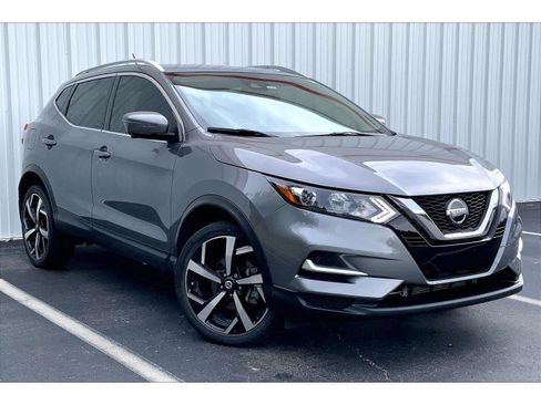 Used 2022 Nissan Rogue Sport SL AWD/4WD image 32