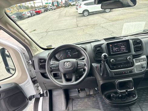Used 2022 RAM ProMaster 2500 FWD image 14