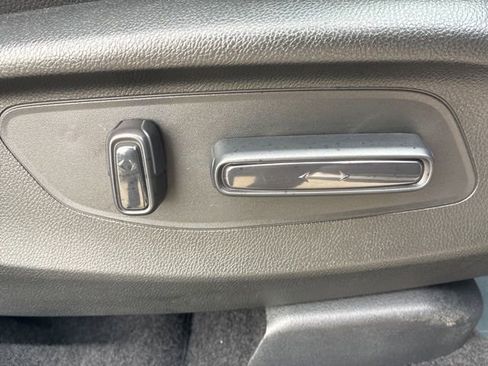 Used 2025 Honda CR-V EX-L image 28