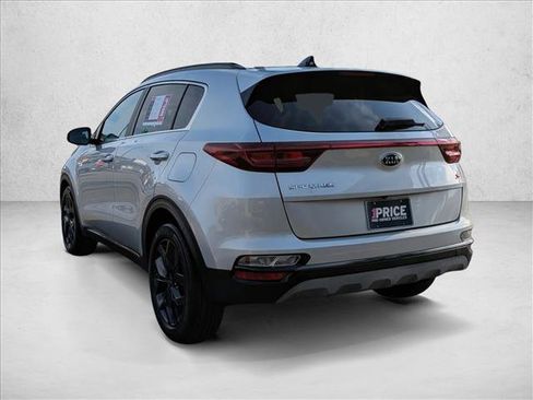 Used 2020 Kia Sportage S w/ S Sunroof Package image 9
