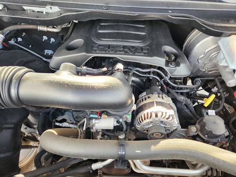 Used 2022 RAM 1500 Laramie AWD/4WD image 32