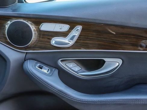 Used 2018 Mercedes-Benz C 300 C 300 image 11