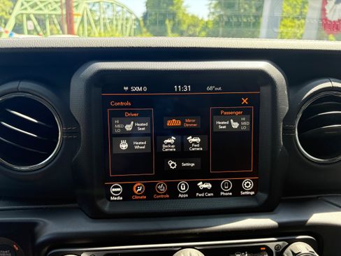 Certified 2022 Jeep Wrangler Unlimited Sahara AWD/4WD image 22