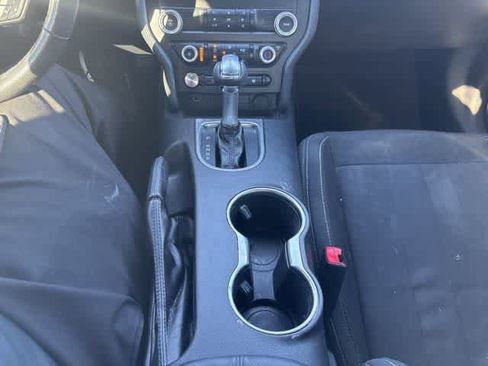 Used 2020 Ford Mustang EcoBoost image 19