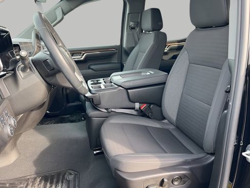 Used 2024 Chevrolet Silverado 1500 LT image 24