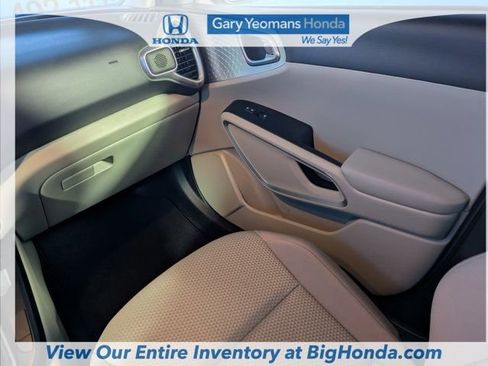 Used 2025 Kia Soul LX w/ LX Technology Package image 17