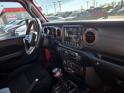 Used 2022 Jeep Gladiator Mojave image 6