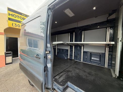 Used 2020 Ford Transit 250 148 High Roof Extended RWD image 8