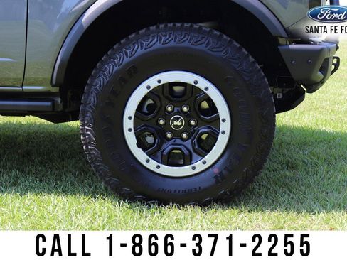 New 2024 Ford Bronco Outer Banks w/ Sasquatch Package image 10