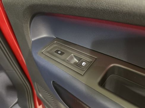 New 2025 Volkswagen ID. Buzz Pro S Plus image 38