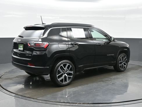 Used 2025 Jeep Compass Limited w/ Elite Group image 6