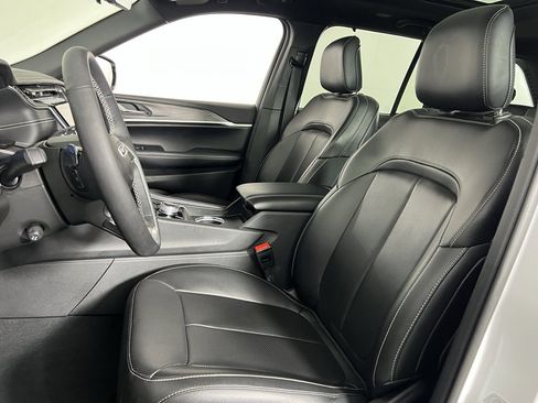 Used 2024 Jeep Grand Cherokee Limited 4xe image 23