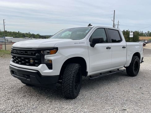 Used 2024 Chevrolet Silverado 1500 W/T w/ WT Value Package image 21