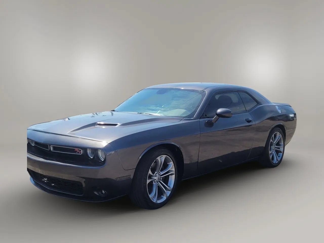 Used 2020 Dodge Challenger R/T RWD image 11