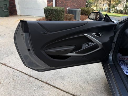 Used 2022 Chevrolet Camaro SS image 45