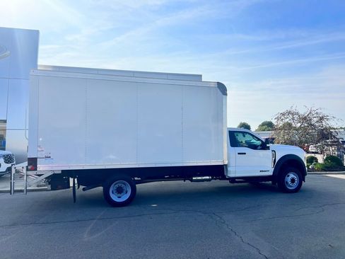 Used 2024 Ford F550 2WD Regular Cab Super Duty image 33