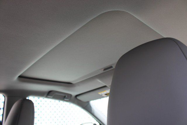 Used 2016 Toyota Highlander XLE FWD image 17