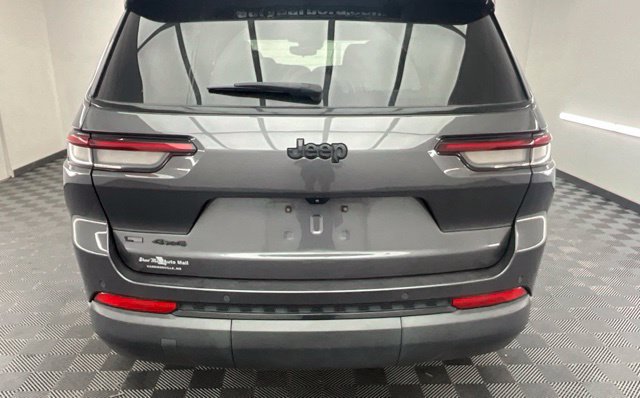 Used 2023 Jeep Grand Cherokee L Laredo AWD/4WD image 22