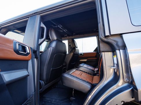 Used 2022 Ford Bronco Wildtrak image 37