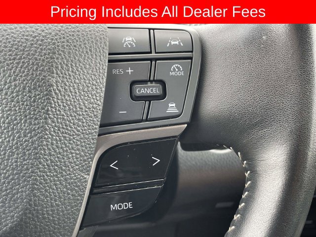 Used 2025 Toyota Camry SE FWD image 21