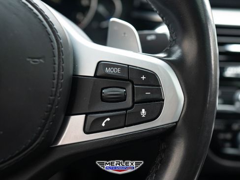 Used 2018 BMW M550i xDrive xDrive w/ Driving Assistance Package image 25