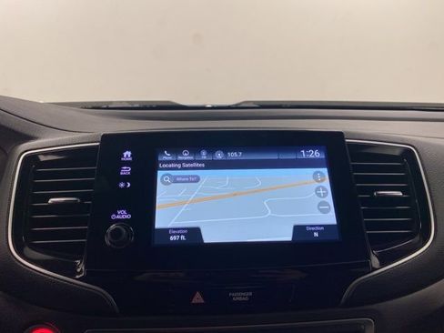 Certified 2025 Honda Passport TrailSport image 11