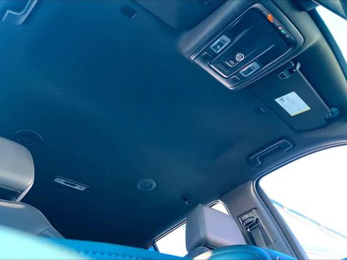 Used 2021 Chevrolet Tahoe LT image 14