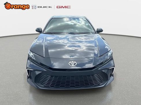 Used 2026 Toyota Camry SE FWD image 8