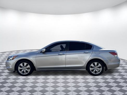 Used 2009 Honda Accord EX image 4