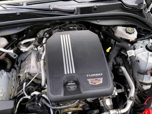 Used 2023 Cadillac CT5 Luxury w/ Sun And Sound Package AWD/4WD image 32