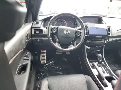 Used 2017 Honda Accord Sport Special Edition image 11
