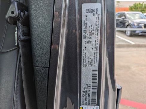 Used 2024 Jeep Gladiator Rubicon image 30