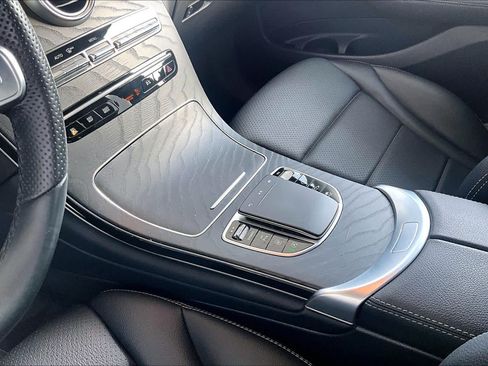 Used 2022 Mercedes-Benz GLC 300 image 15