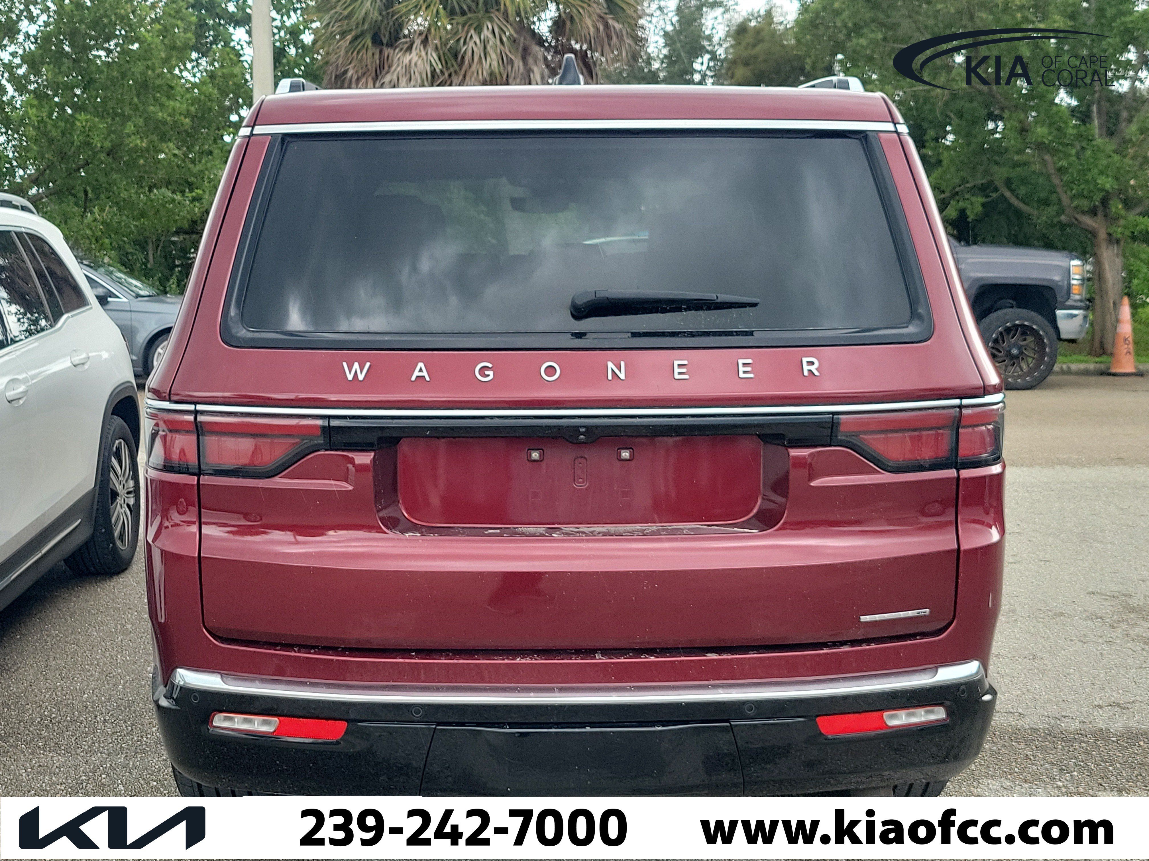 Used 2024 Jeep Wagoneer Series II AWD/4WD image 5