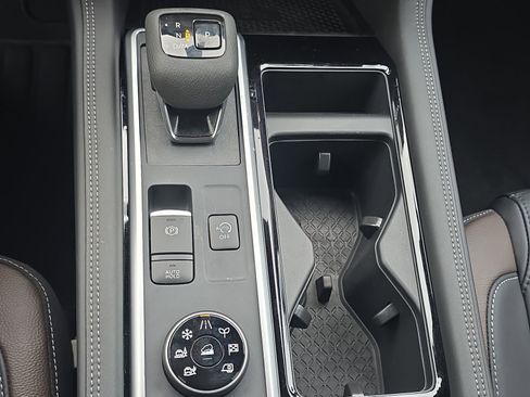 New 2025 Nissan Pathfinder Platinum image 22